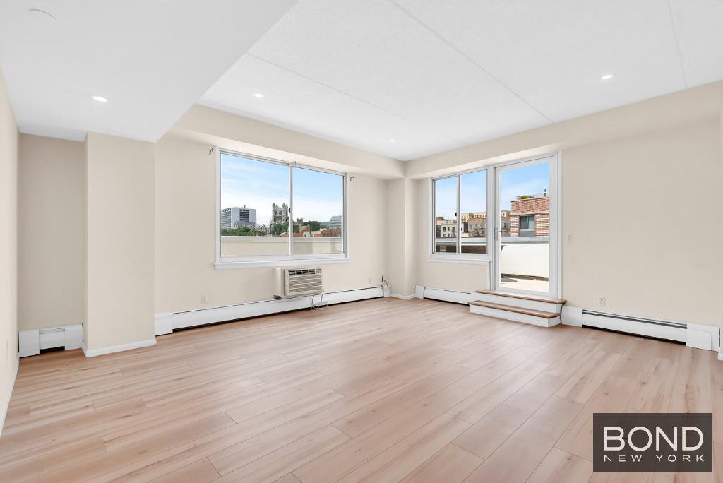 300 West 145th Street, Unit 7C photo 4