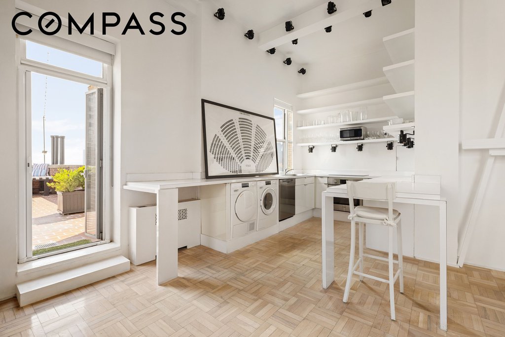 400 East 52nd Street, Unit PHTOWER photo 6