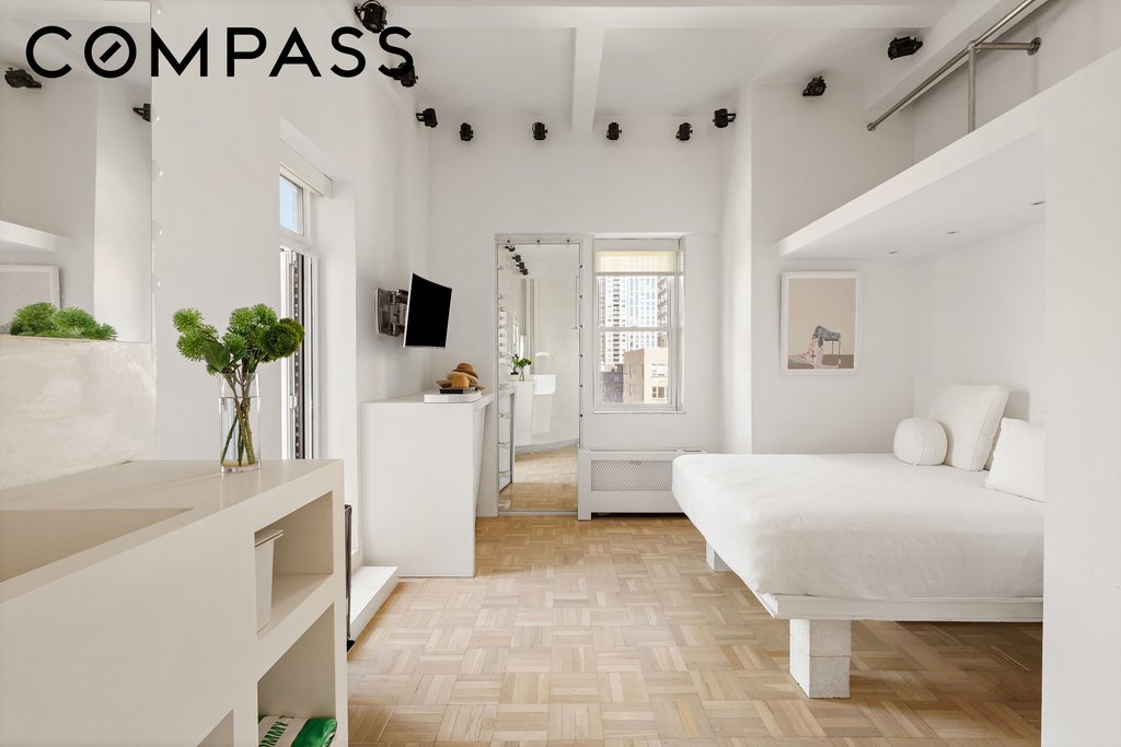 400 East 52nd Street, Unit PHTOWER photo 18