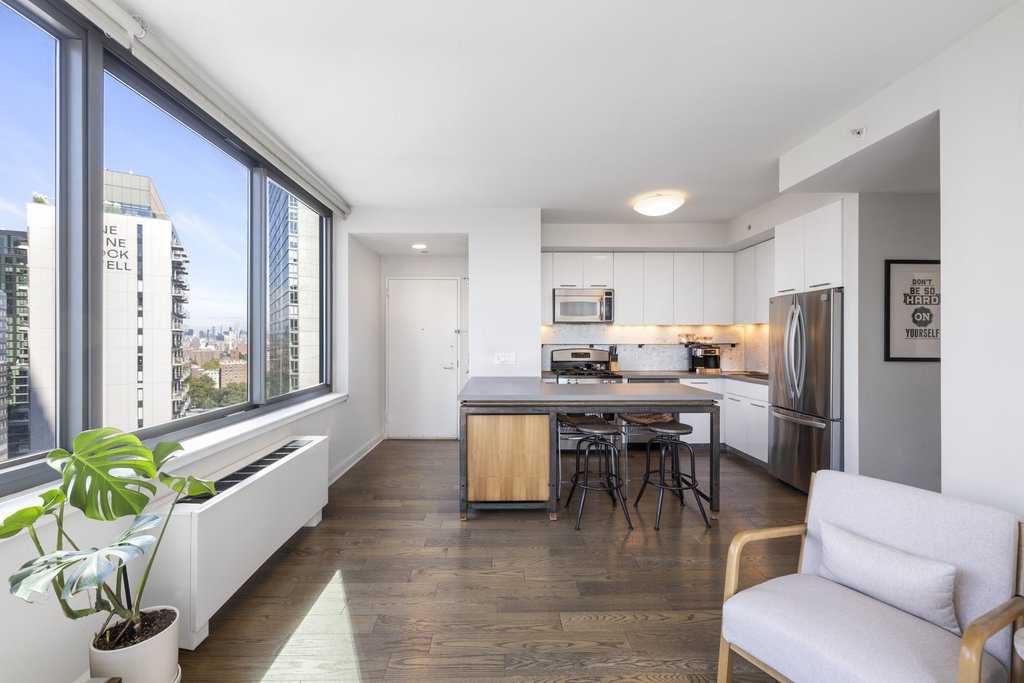 230 Ashland place, Unit 21D photo 3