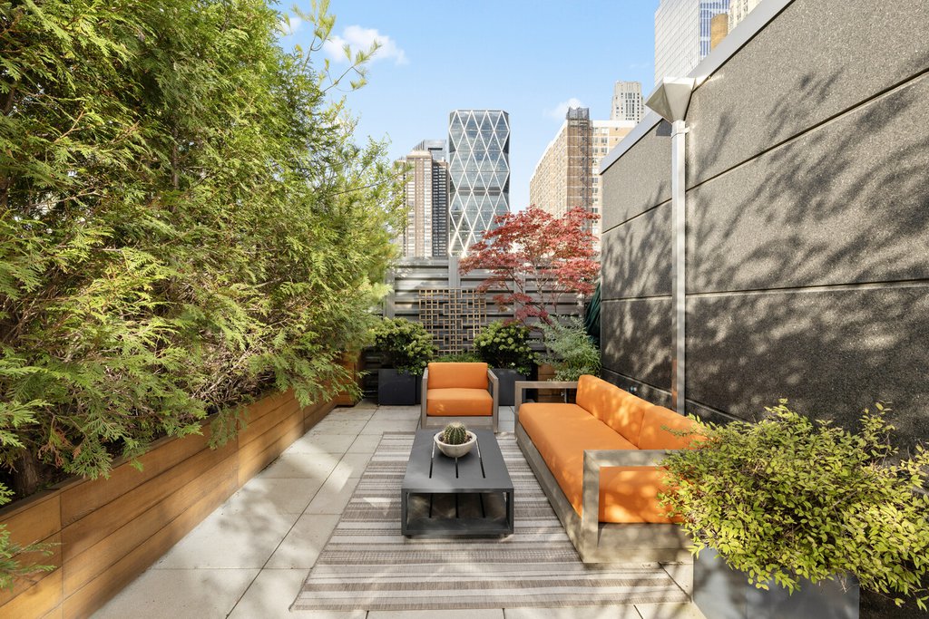 310 West 52nd Street, Unit 6E photo 11