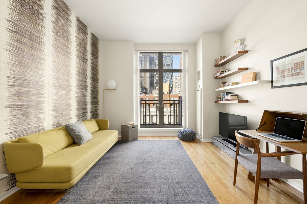 310 West 52nd Street, Unit 6E photo 14