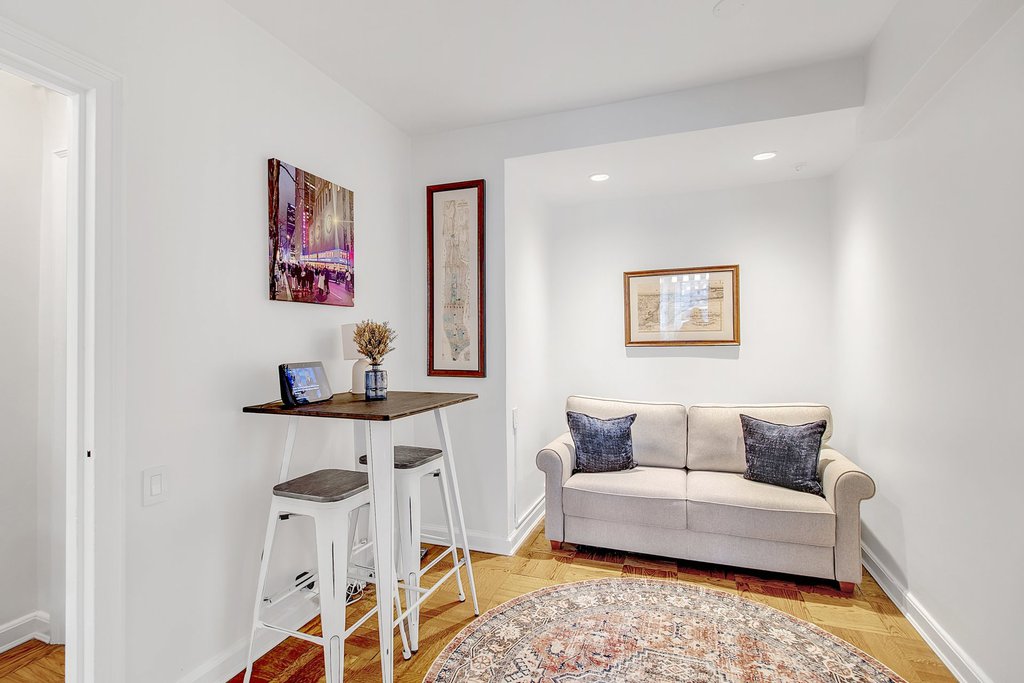 220 Madison Avenue, Unit 6B photo 7