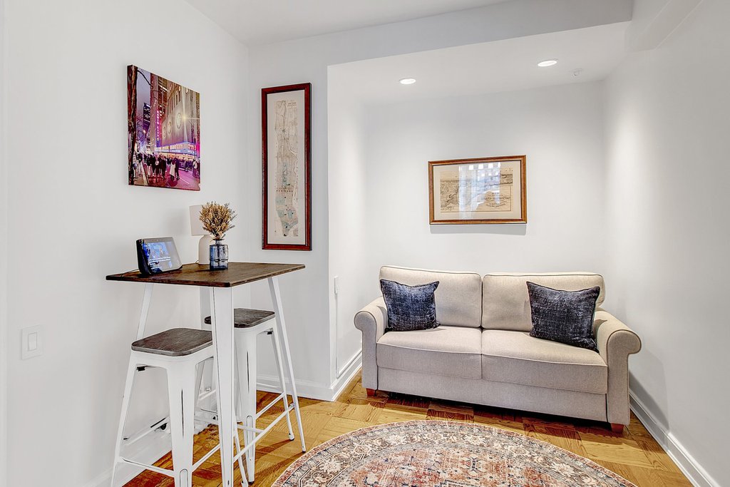 220 Madison Avenue, Unit 6B photo 8