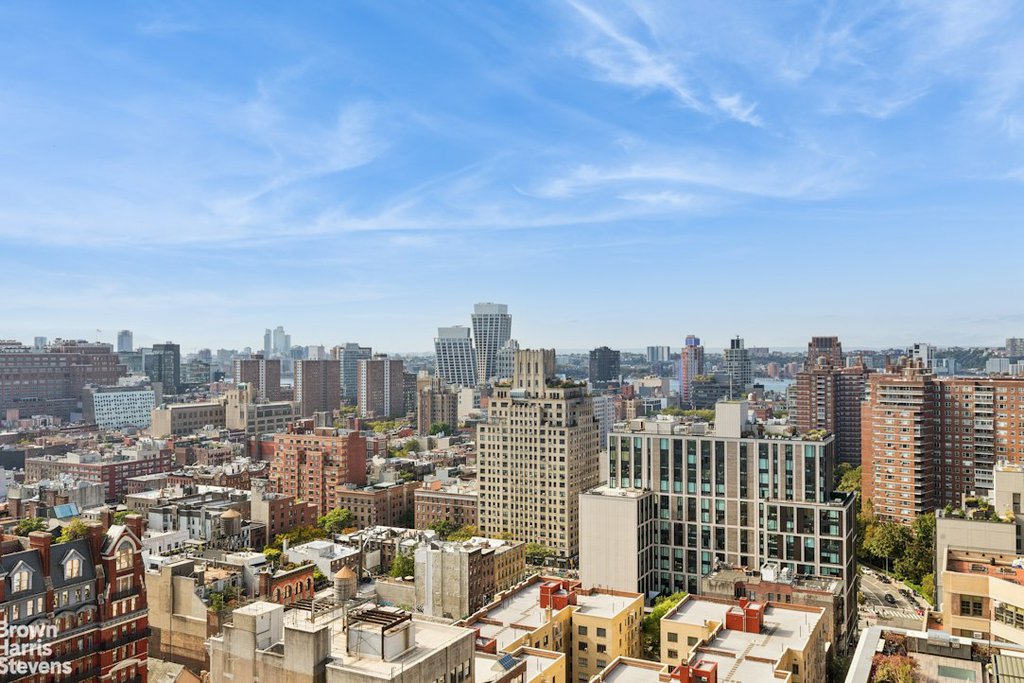 252 Seventh Avenue, Unit 8S photo 14