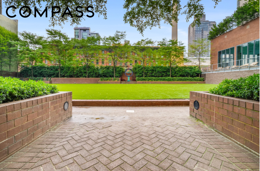 515 East 72nd Street, Unit 11F photo 10