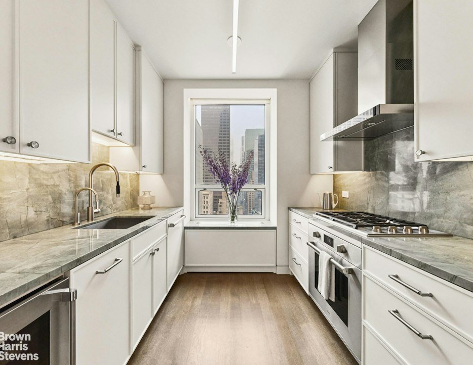 15 West 53rd Street, Unit 19B photo 5