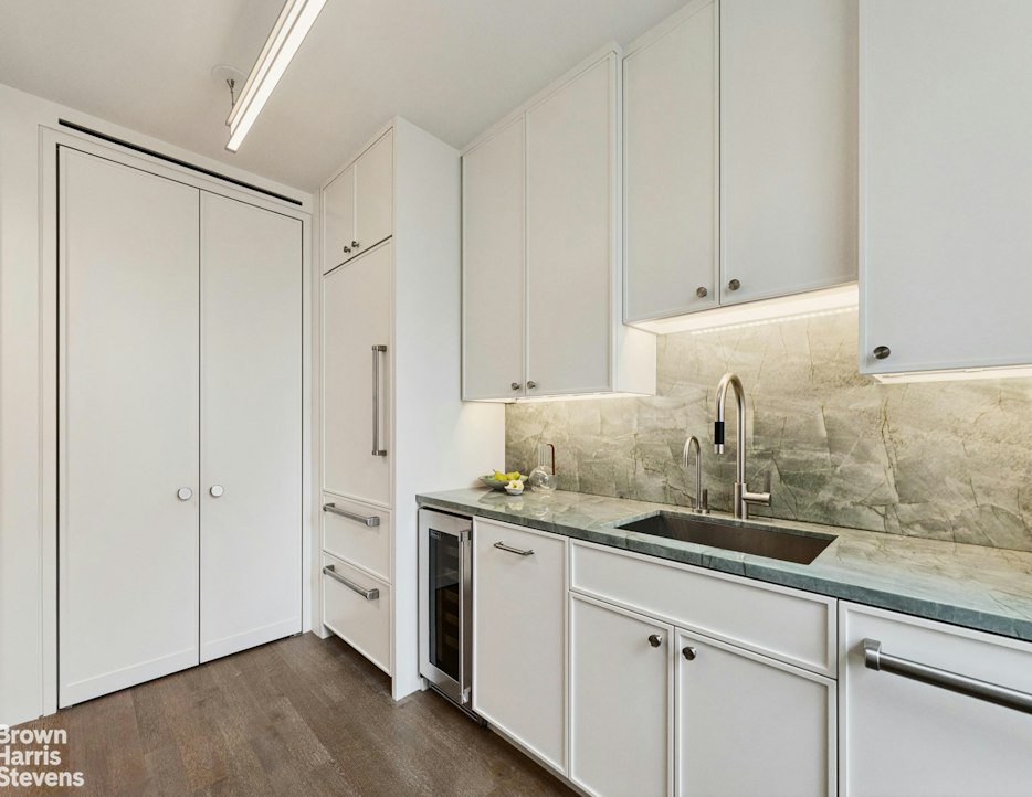 15 West 53rd Street, Unit 19B photo 6