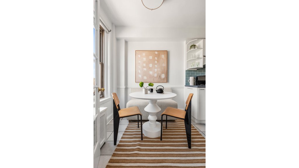 136 Waverly Place, Unit 15C photo 9