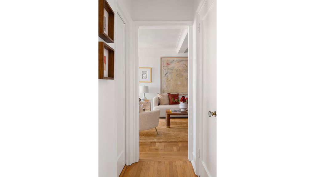 136 Waverly Place, Unit 15C photo 12