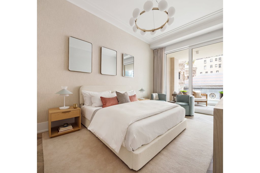 660 Lexington Avenue, Unit 7A photo 4