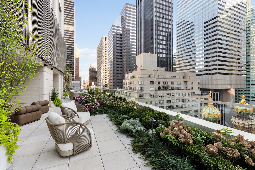 660 Lexington Avenue, Unit 7A photo 12