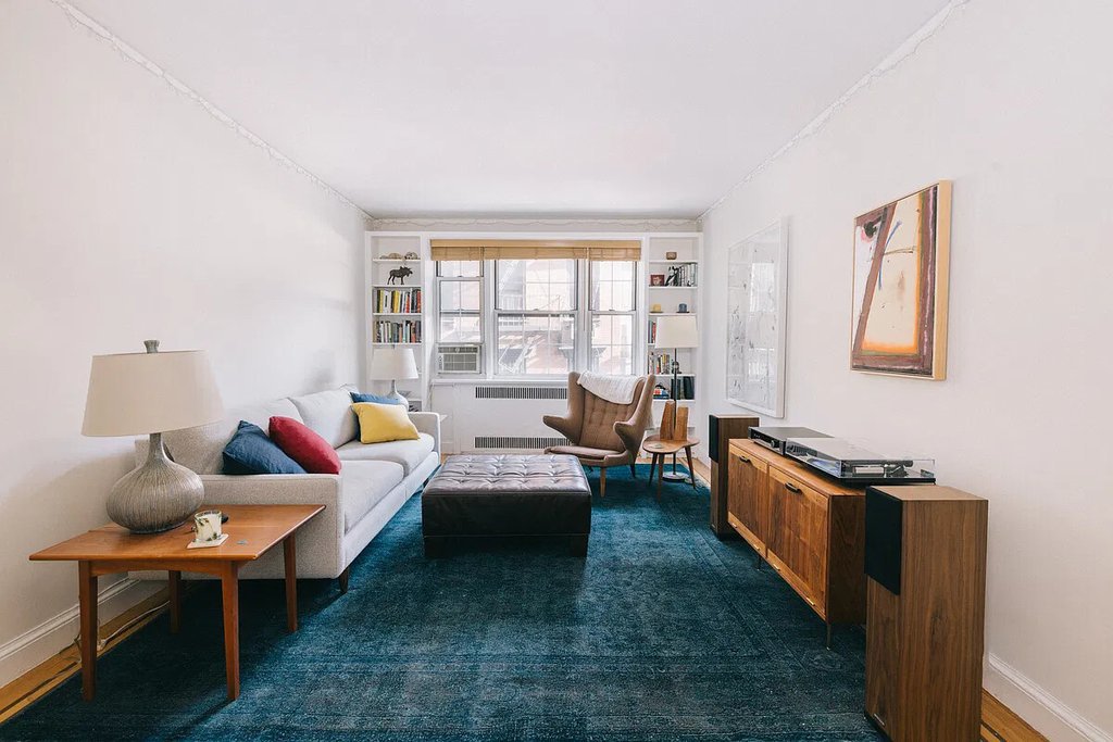 25 Minetta Lane, Unit 4D