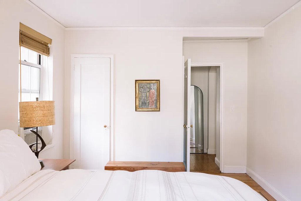 25 Minetta Lane, Unit 4D photo 13