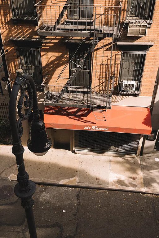 25 Minetta Lane, Unit 4D photo 15