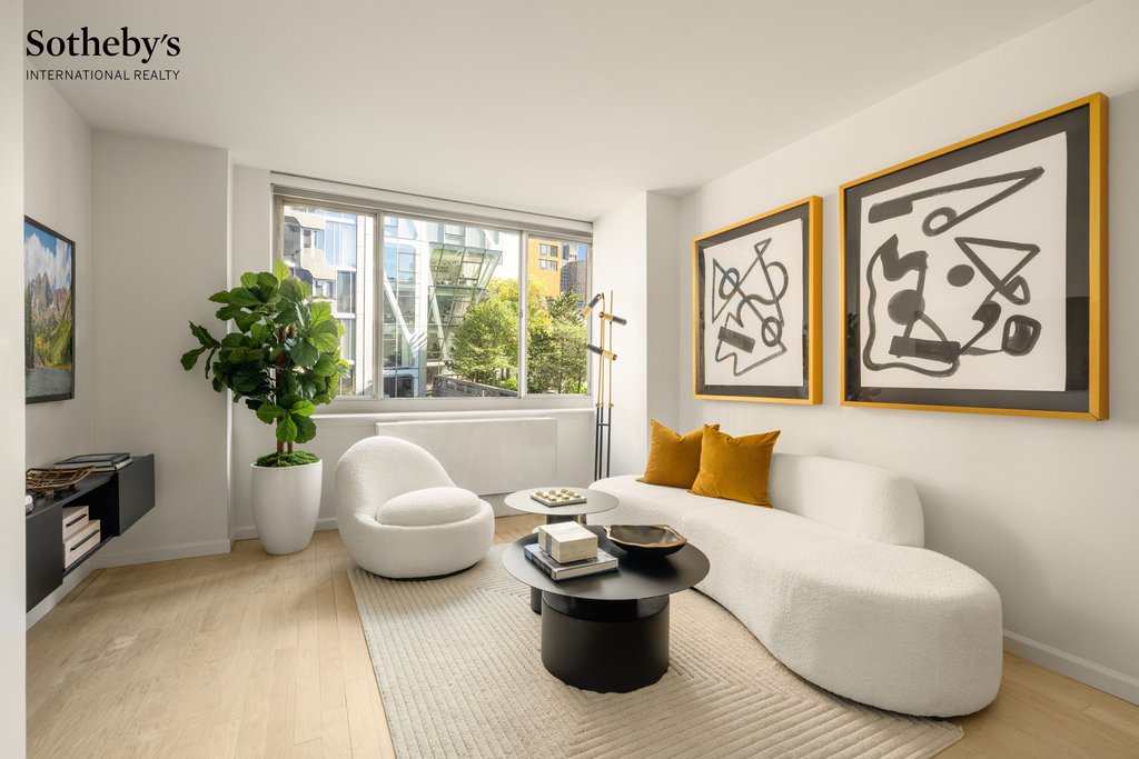 520 West 23rd Street, Unit 5E