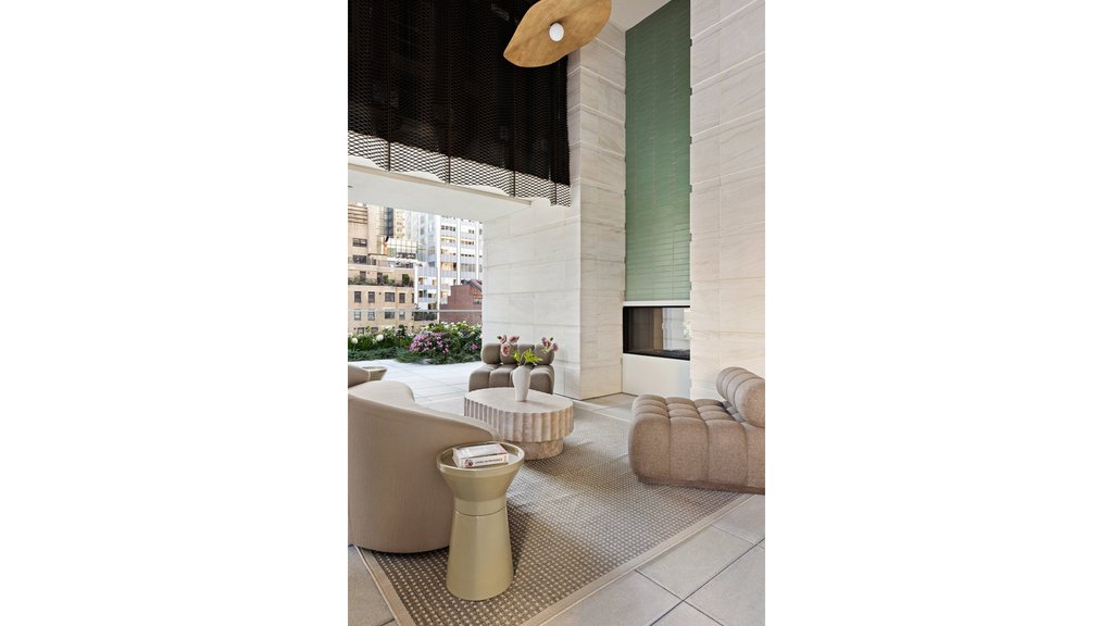 660 Lexington Avenue, Unit 7C photo 13