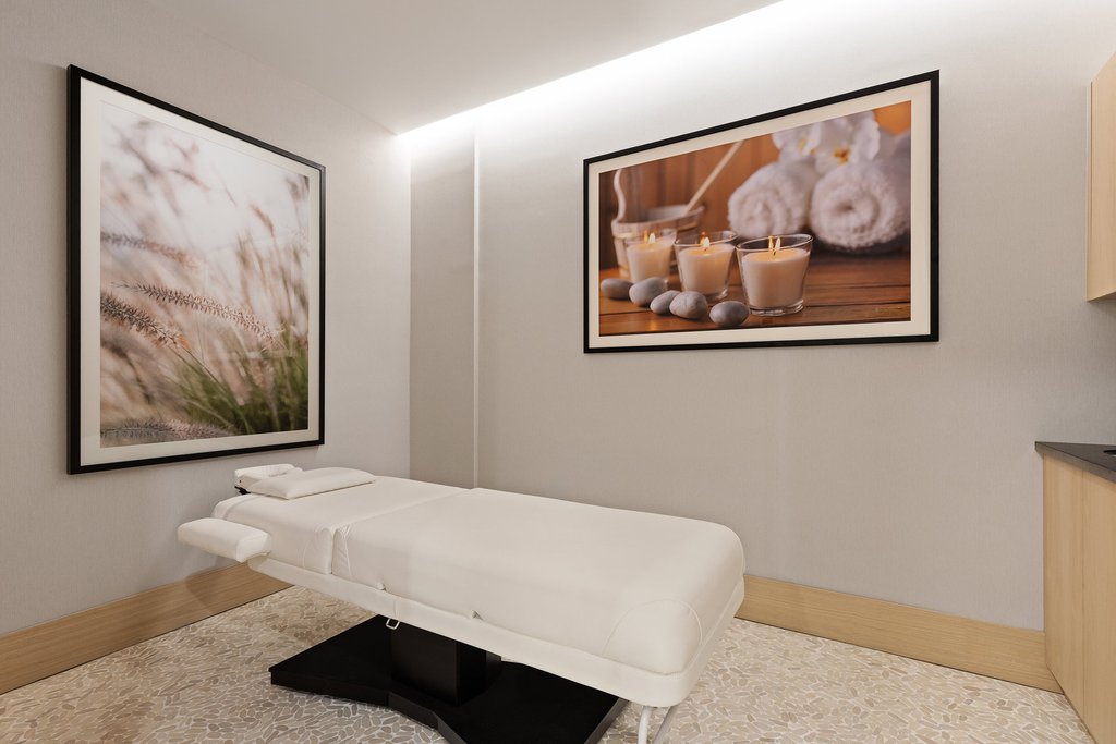 660 Lexington Avenue, Unit 7C photo 17