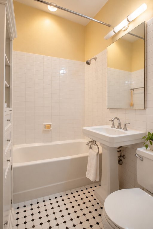 148 West 80th Street, Unit 1R photo 12