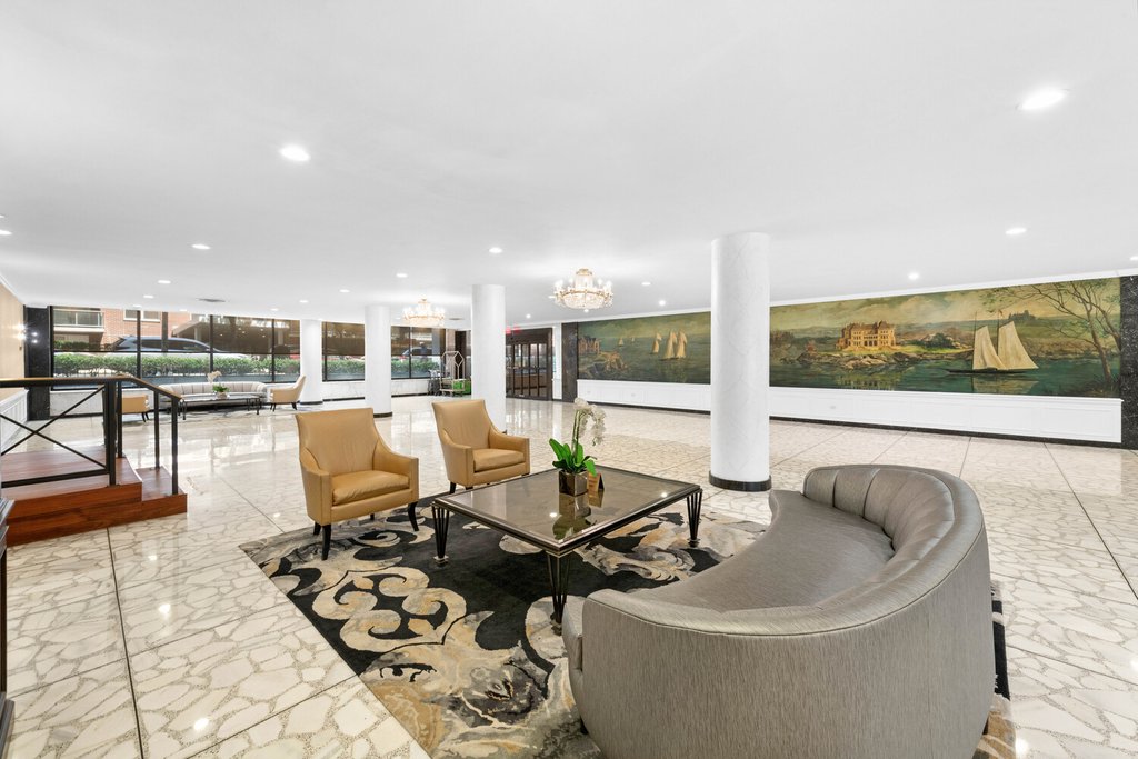 370 East 76th Street, Unit C204C photo 8