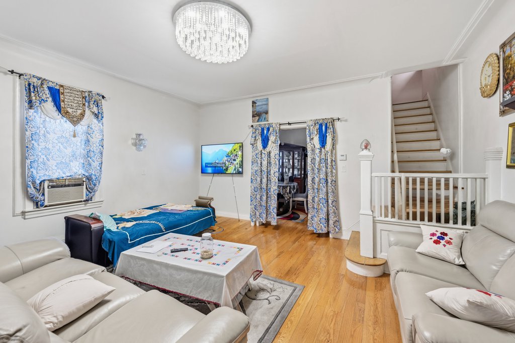 200 East 7th Street – For Sale photo 2