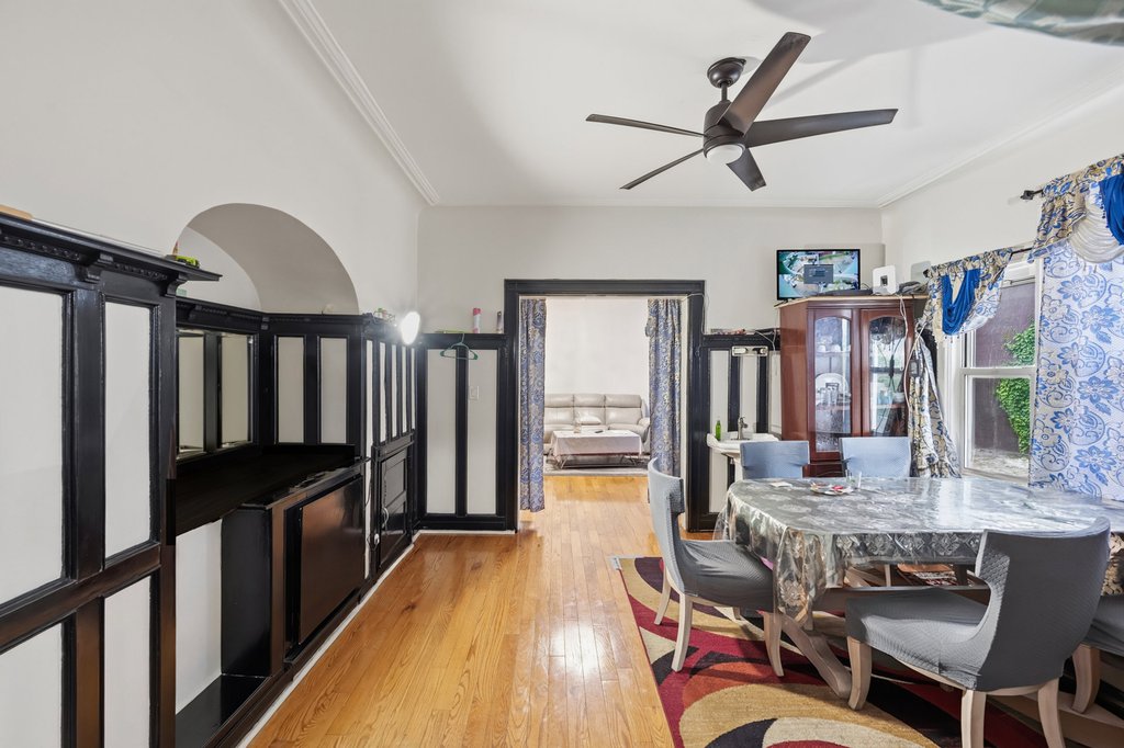 200 East 7th Street – For Sale photo 4
