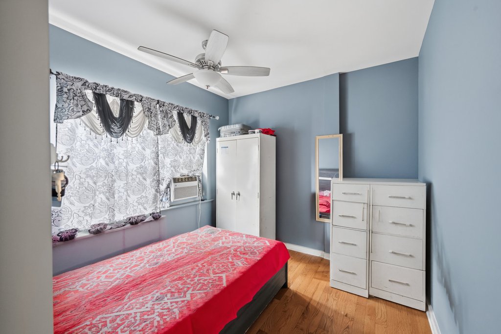 200 East 7th Street – For Sale photo 7