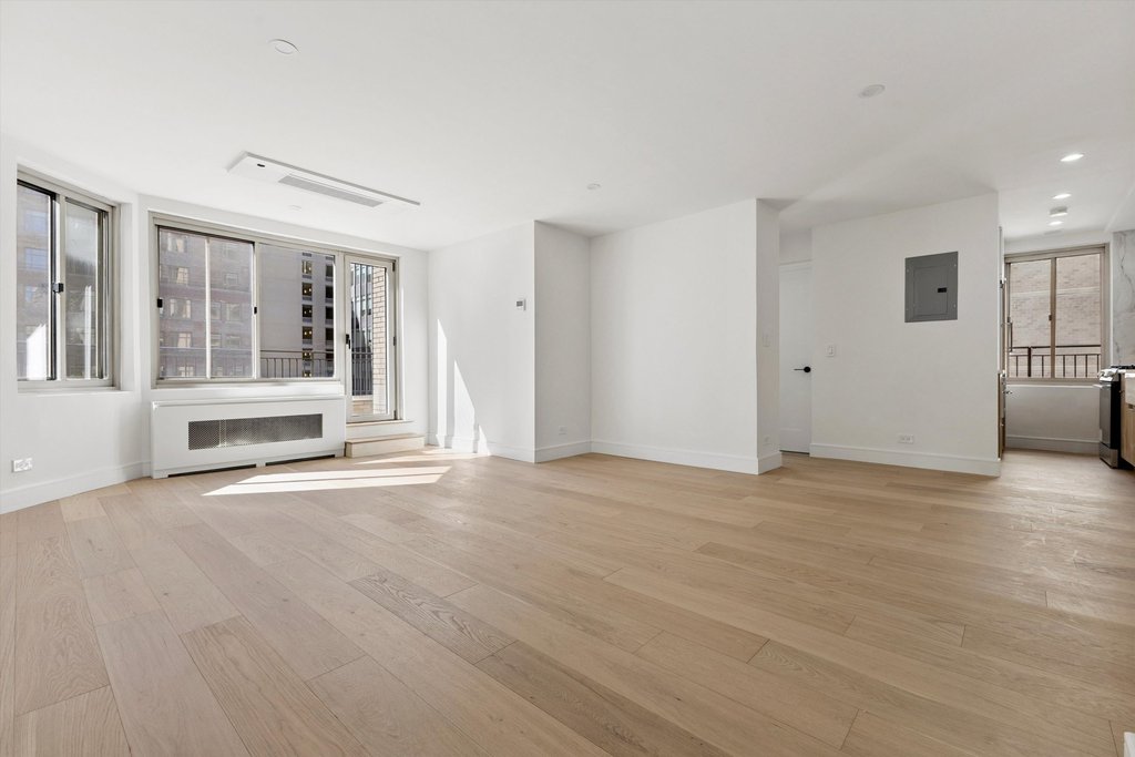 225 East 46th Street, Unit PHC photo 6