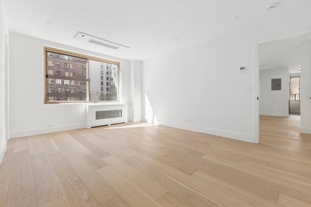 225 East 46th Street, Unit PHC photo 8