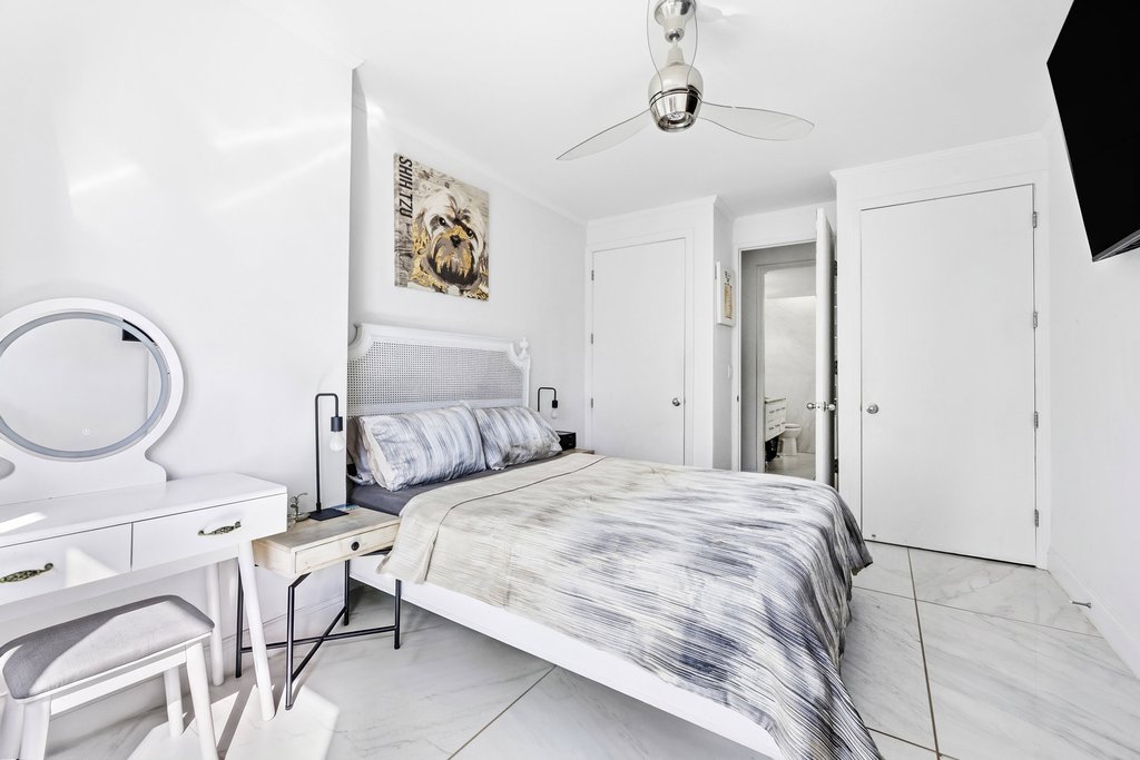 530 East 76th Street, Unit 6J photo 8