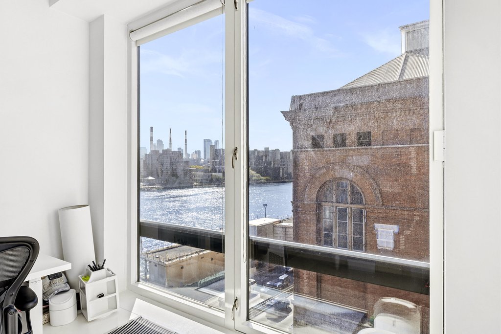 530 East 76th Street, Unit 6J photo 9