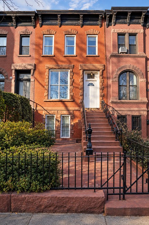 581 Hancock Street, Unit GDN photo 8