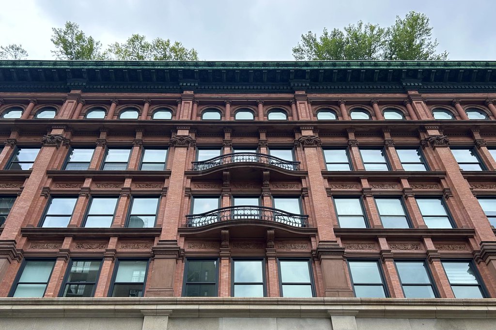 650 Sixth Avenue, Unit 5E photo 17