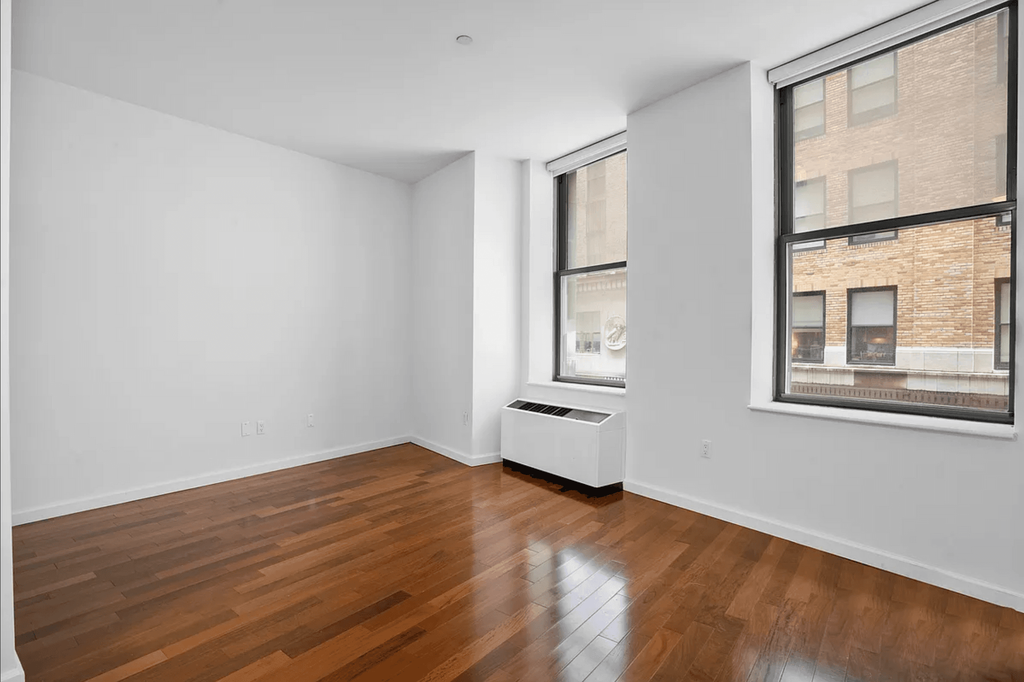 1 Wall Street Court, Unit 407 photo 7