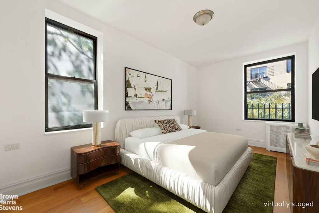 105 Bennett Avenue, Unit 55B photo 4