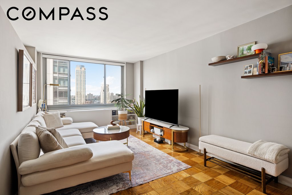 2025 Broadway, Unit 25C