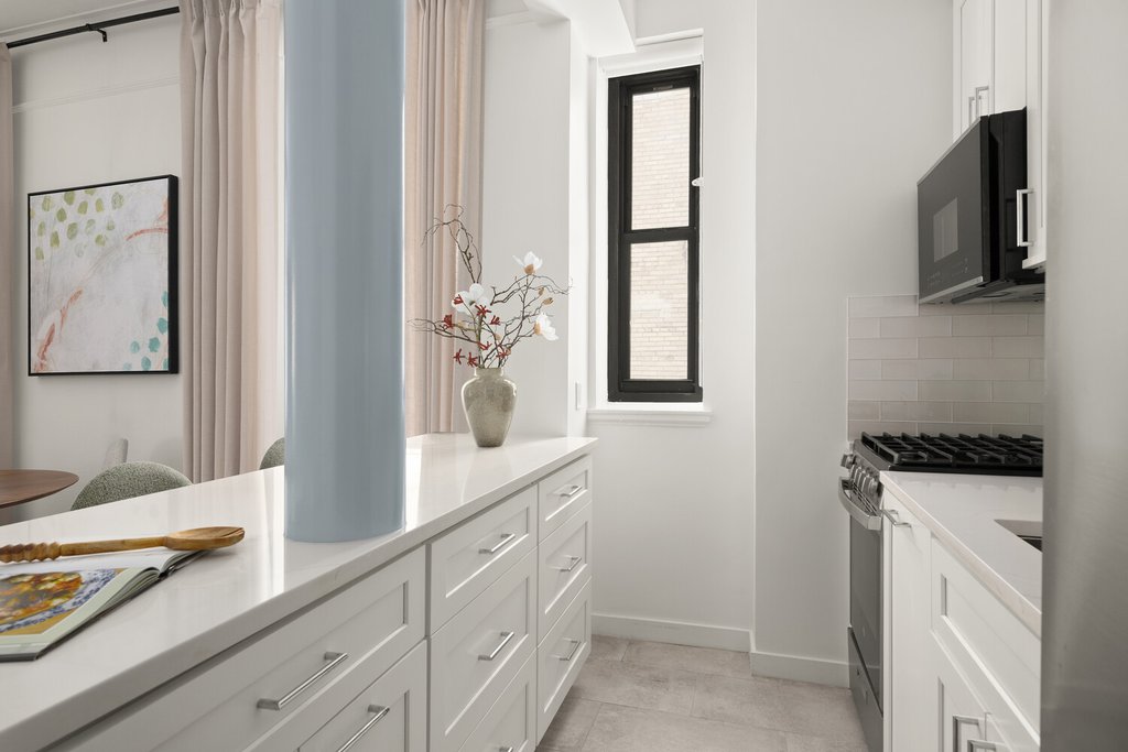 590 West End Avenue, Unit 6B photo 3