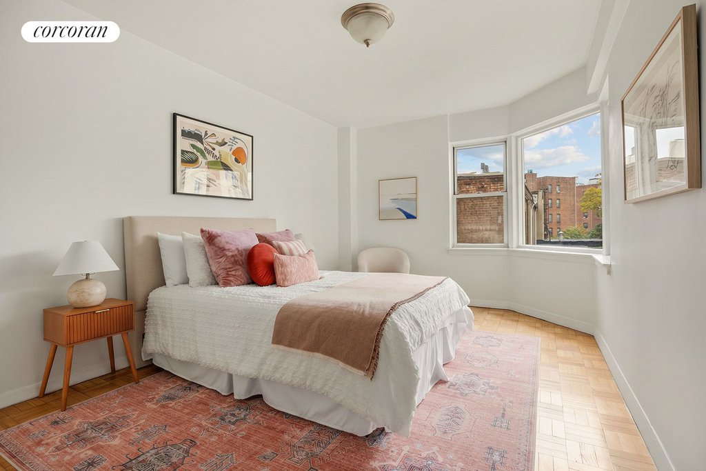 34 Plaza Street East, Unit 410 photo 6