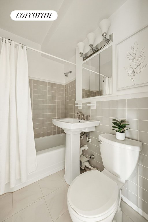 34 Plaza Street East, Unit 410 photo 7