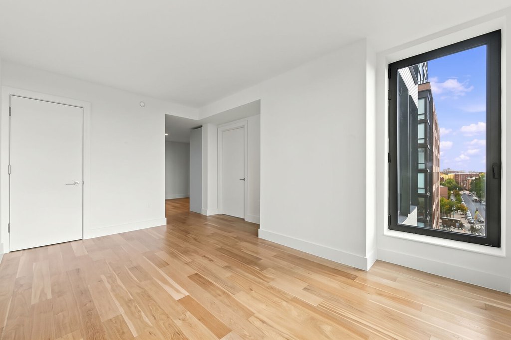 111 Montgomery Street, Unit 7G photo 4