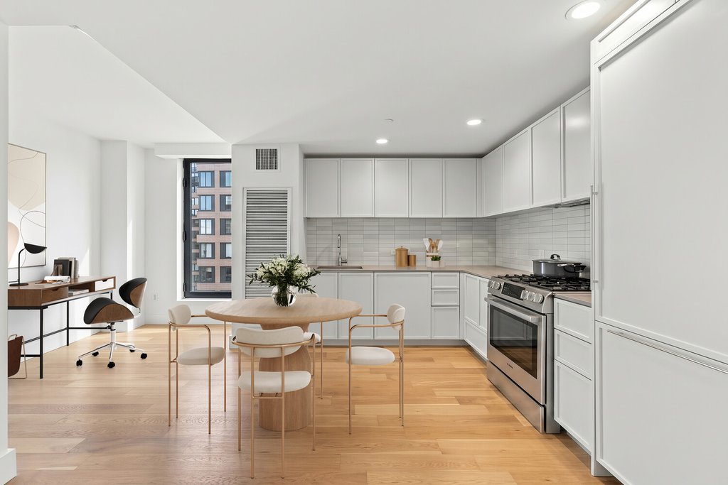 111 Montgomery Street, Unit 7G photo 6