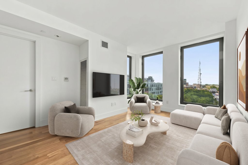 111 Montgomery Street, Unit 7G