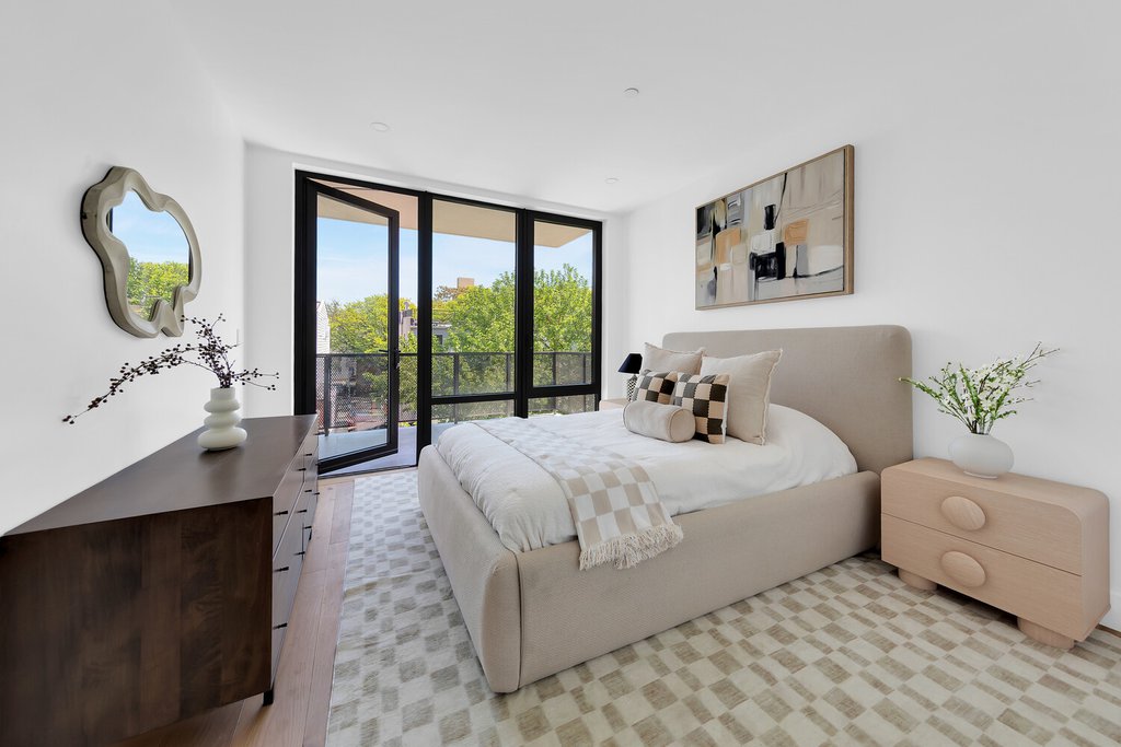 1152 Lafayette Avenue, Unit 2B photo 4