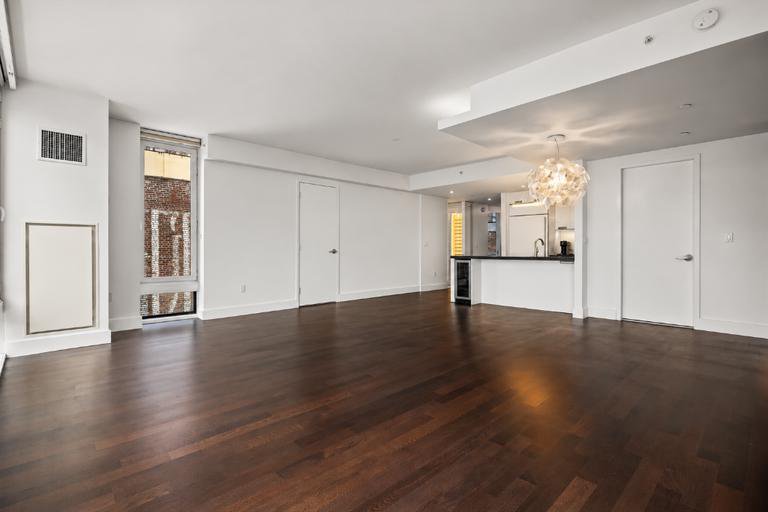 261 West 28th Street, Unit 6A photo 5