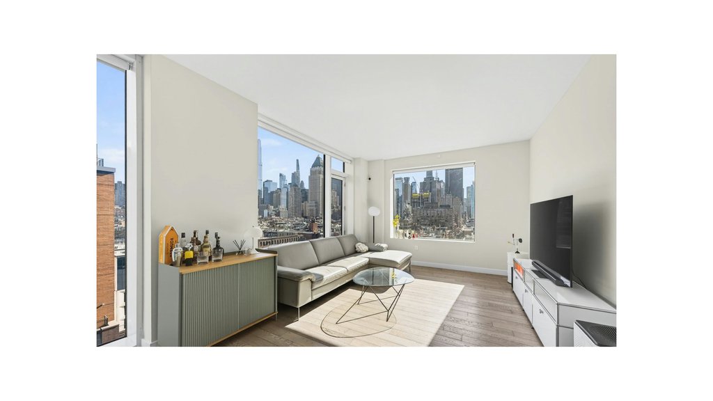 505 West 43rd Street, Unit 14A photo 4