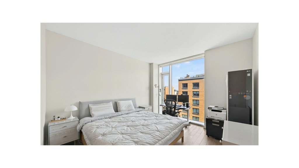505 West 43rd Street, Unit 14A photo 9
