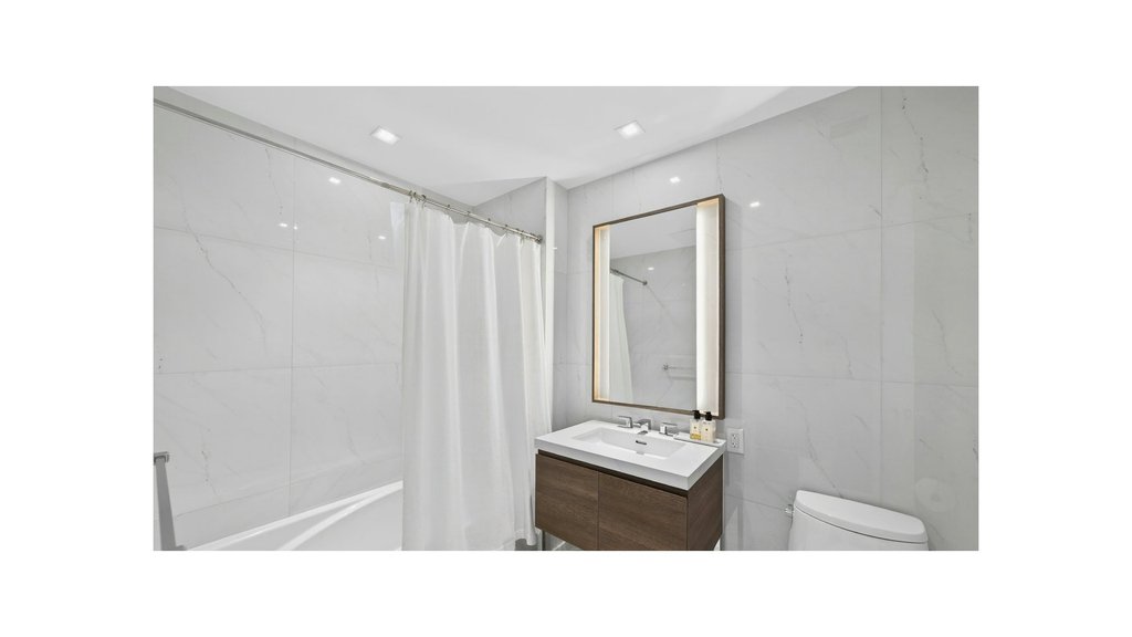 505 West 43rd Street, Unit 14A photo 12