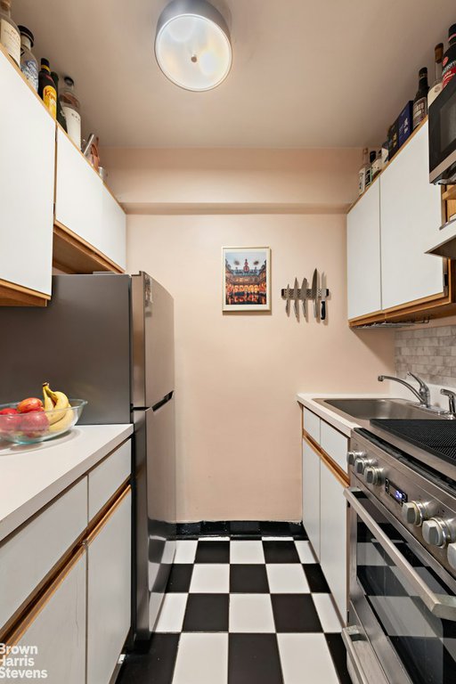 305 East 72nd Street, Unit 3CN photo 4