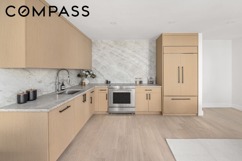439 East 77th Street, Unit 3C photo 6