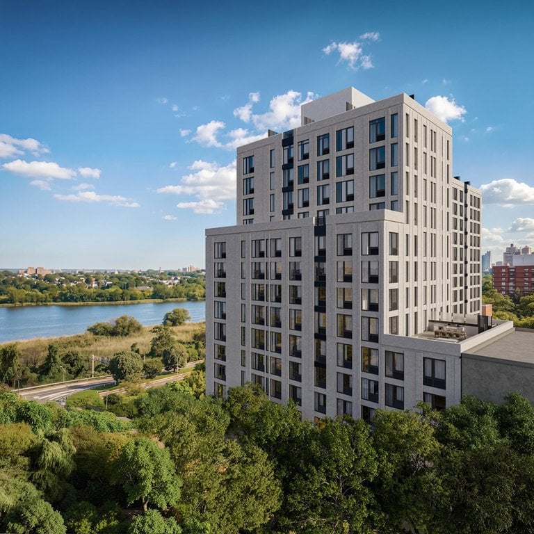 70-28 Grand Central Parkway, Unit 517